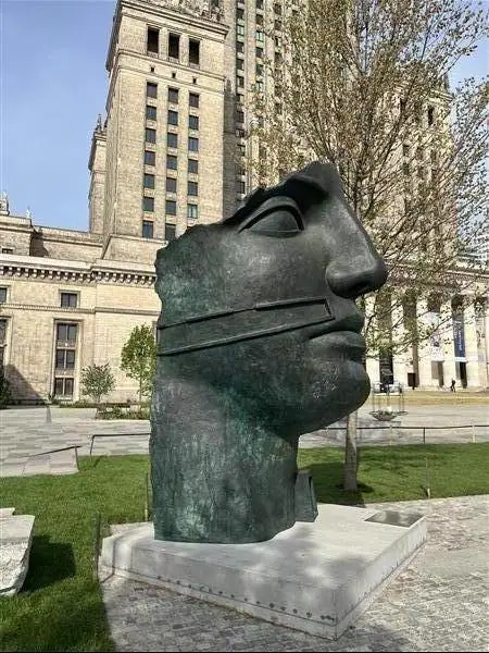 Tindaro Screpolato — Plac Defilad, Warsaw · photo 3