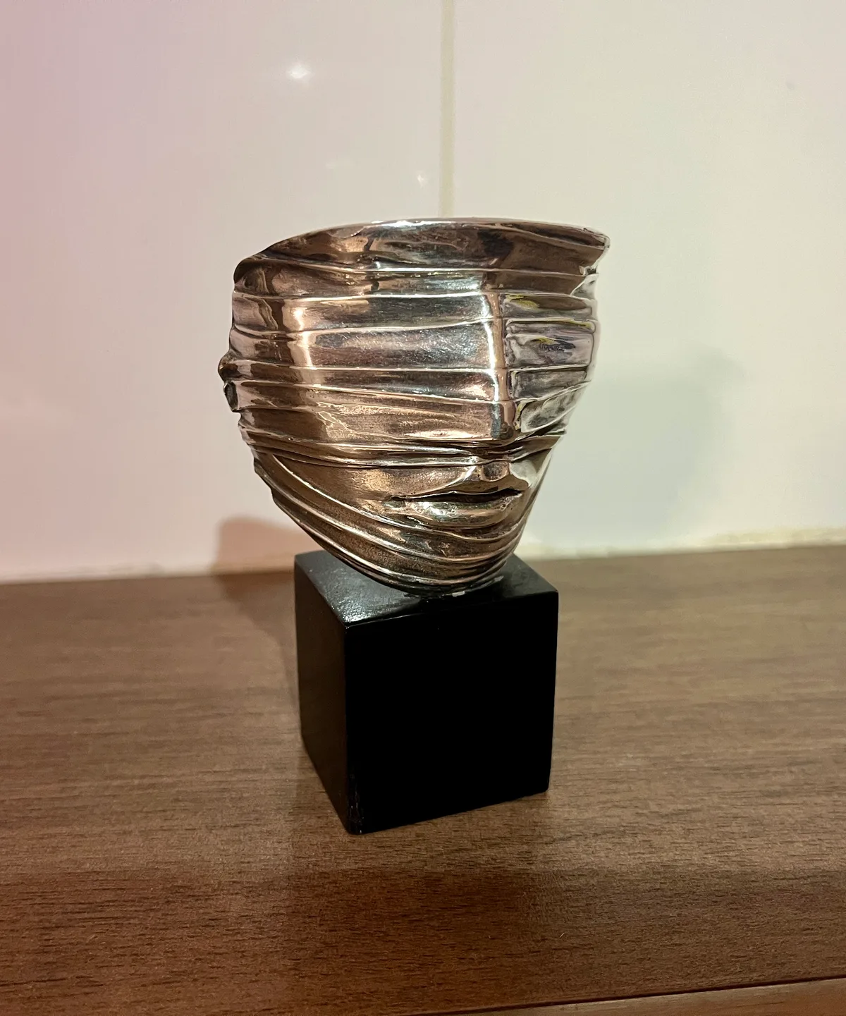 Mitoraj silver veiled head on black base — large format