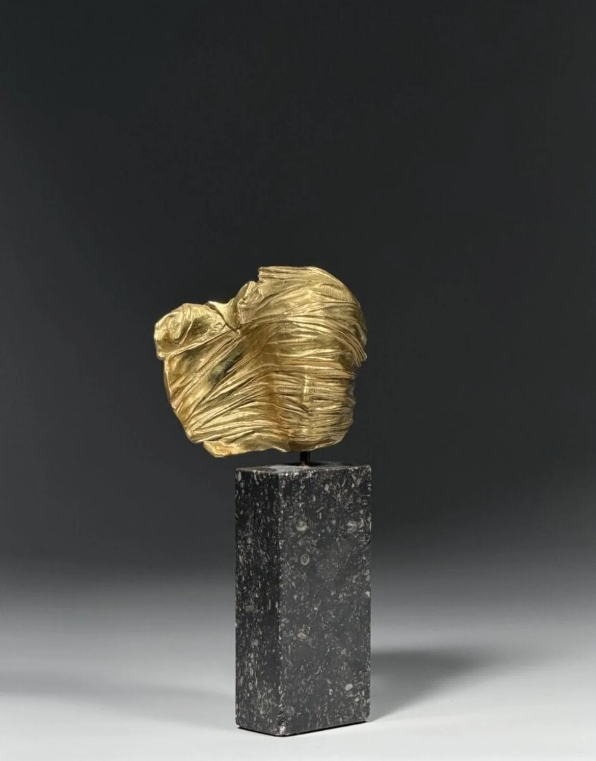 Visage Envoilé — Igor Mitoraj ברונזה