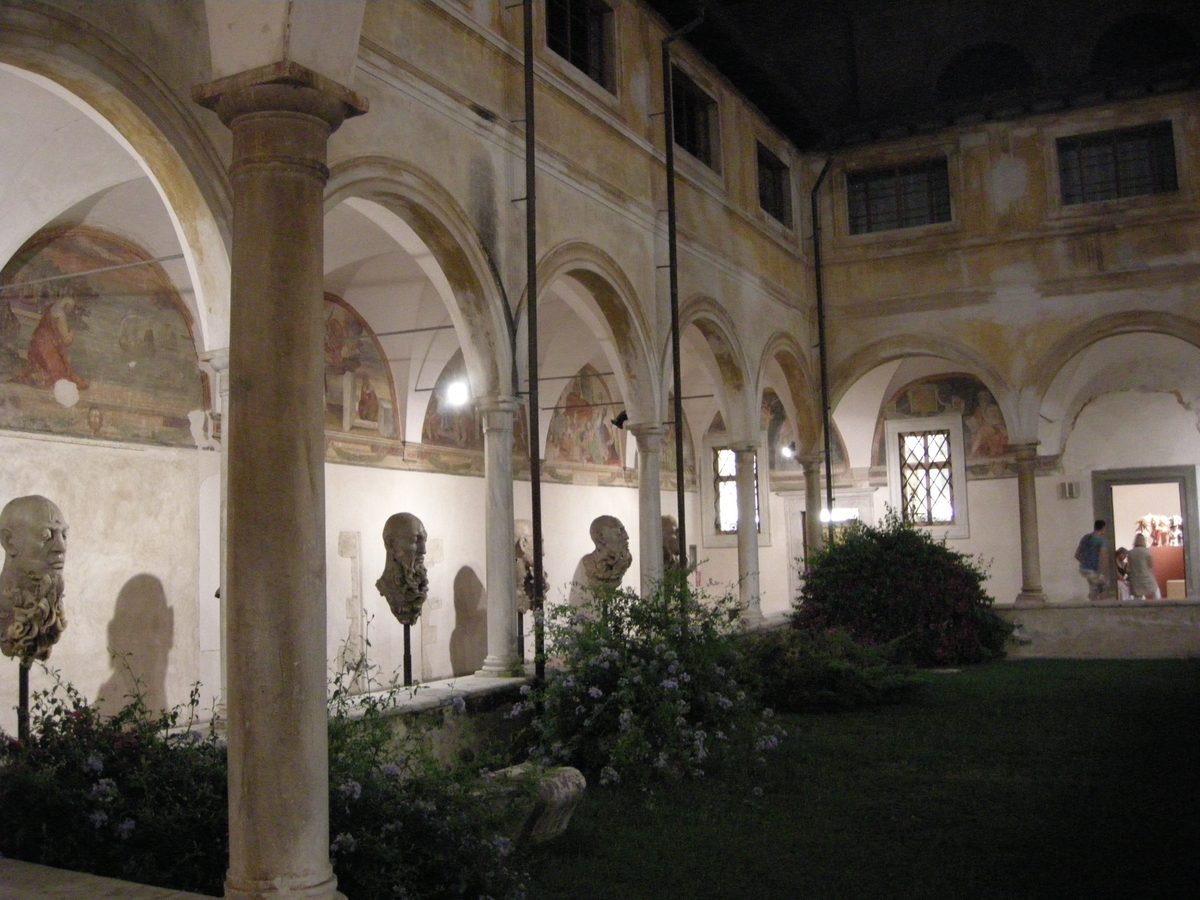 Cloister of Sant'Agostino, Pietrasanta — interior courtyard of the Fondazione Museo Mitoraj